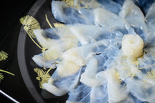 画像をギャラリービューアに読み込む, とらふぐ刺身(2人前)